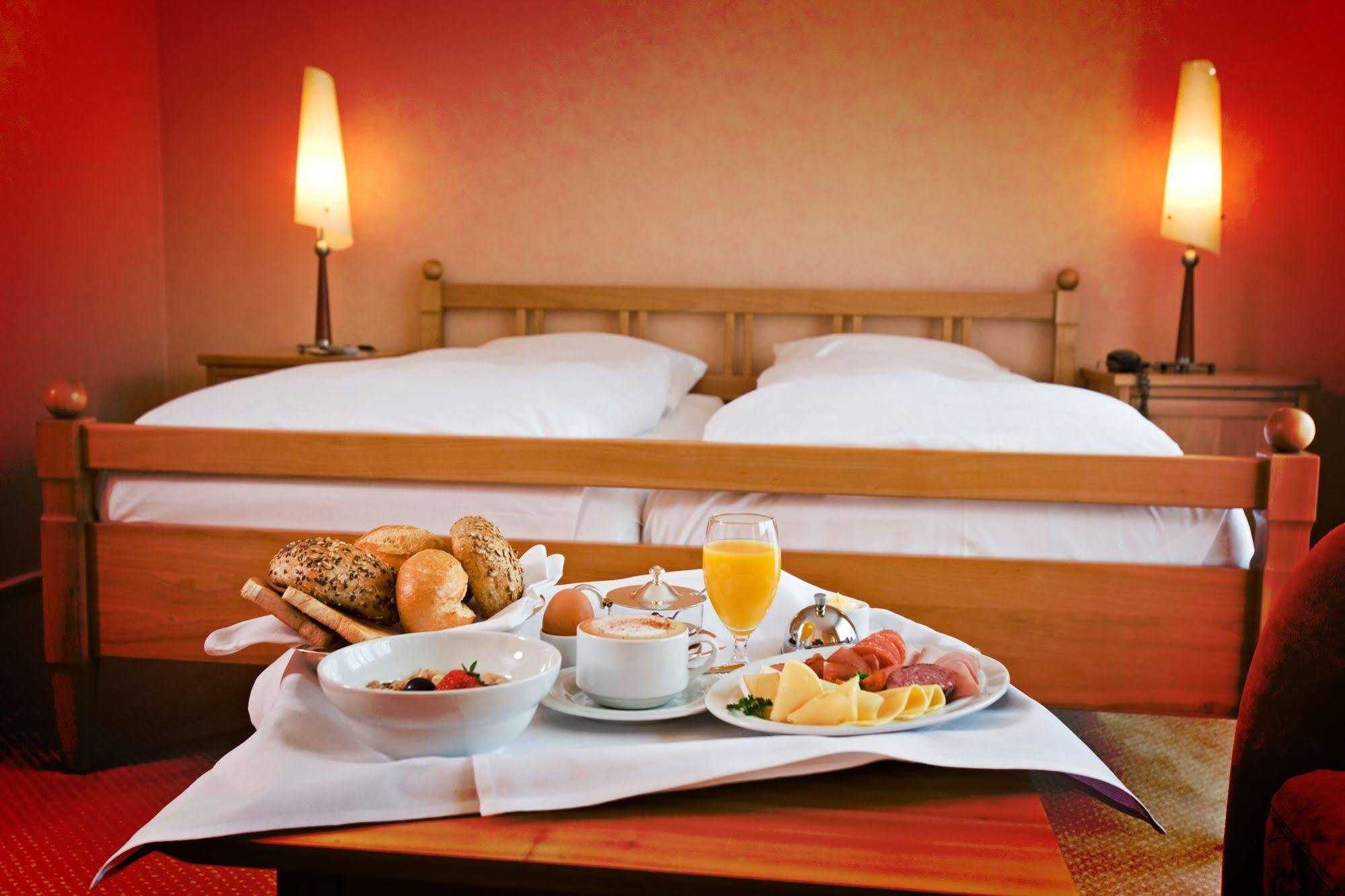 Hotel Sonne Rheda-Wiedenbrück Eksteriør bilde